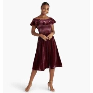 HILL HOUSE The Akilah Nap Dress ~ Burgundy Velvet